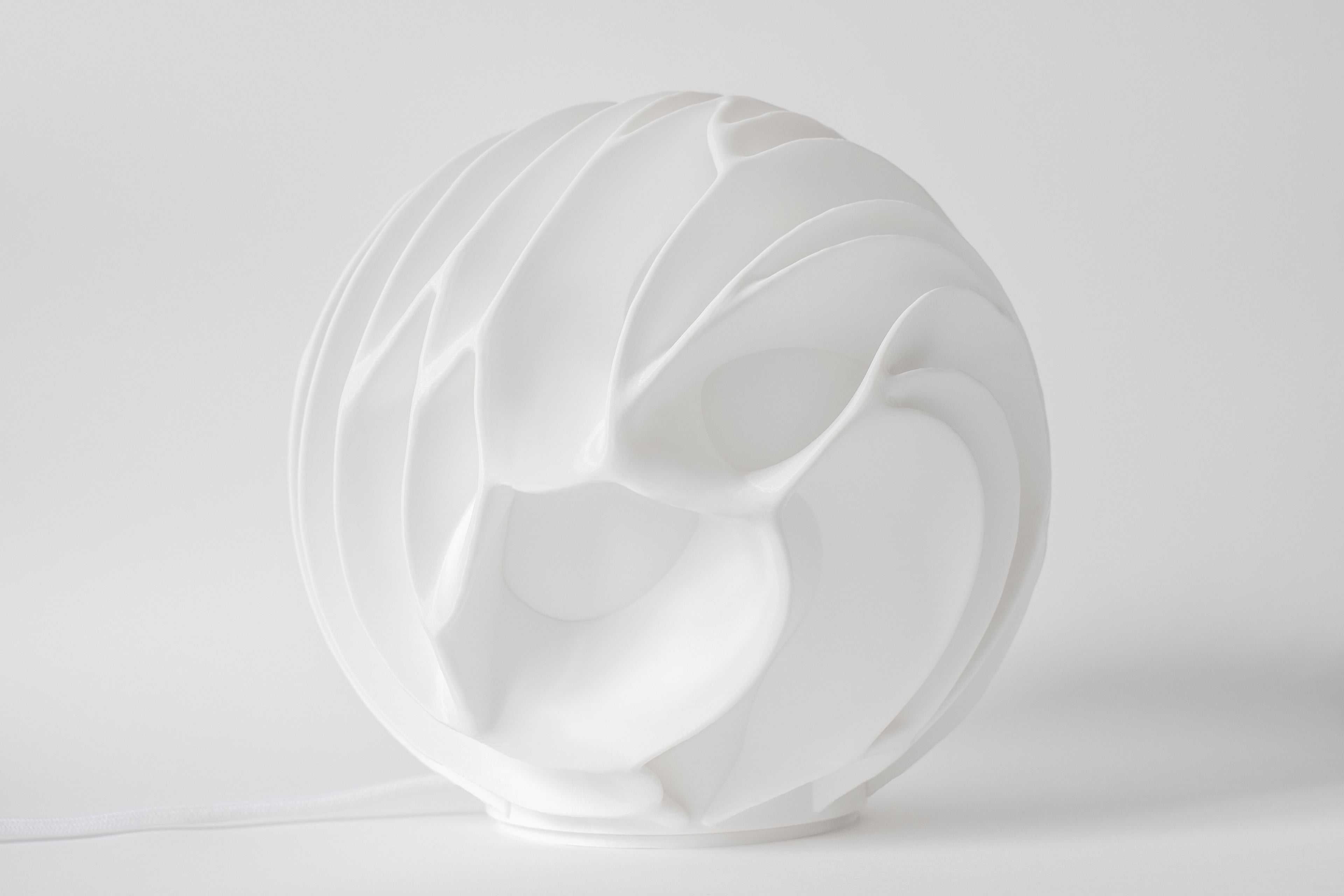 O6 Lava Sculpted Lamp