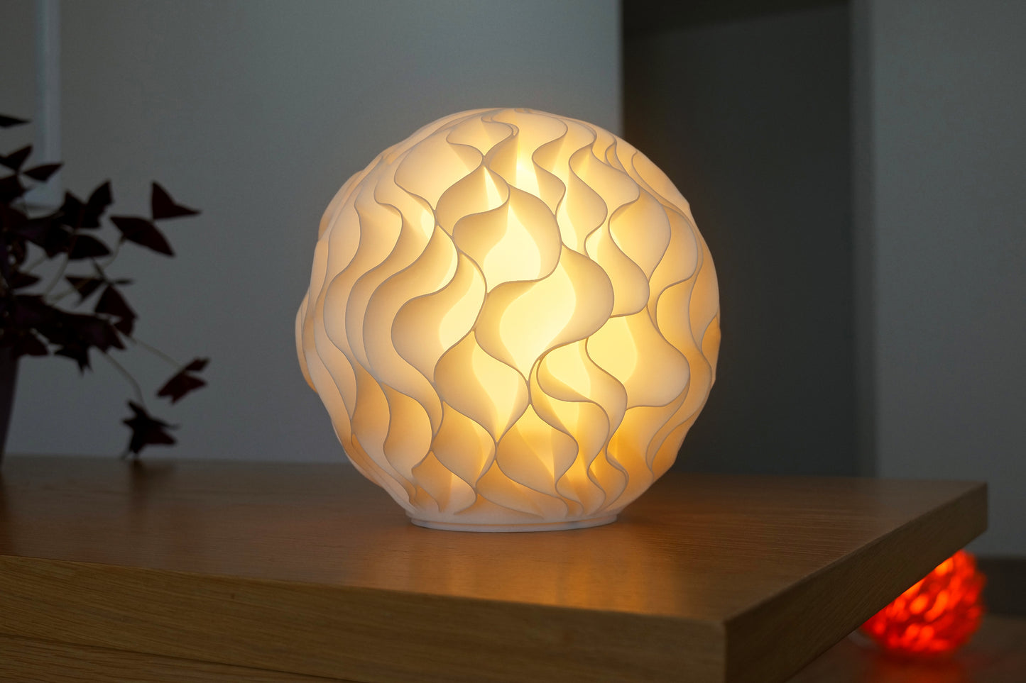 O10 Growth Sculpted Lamp