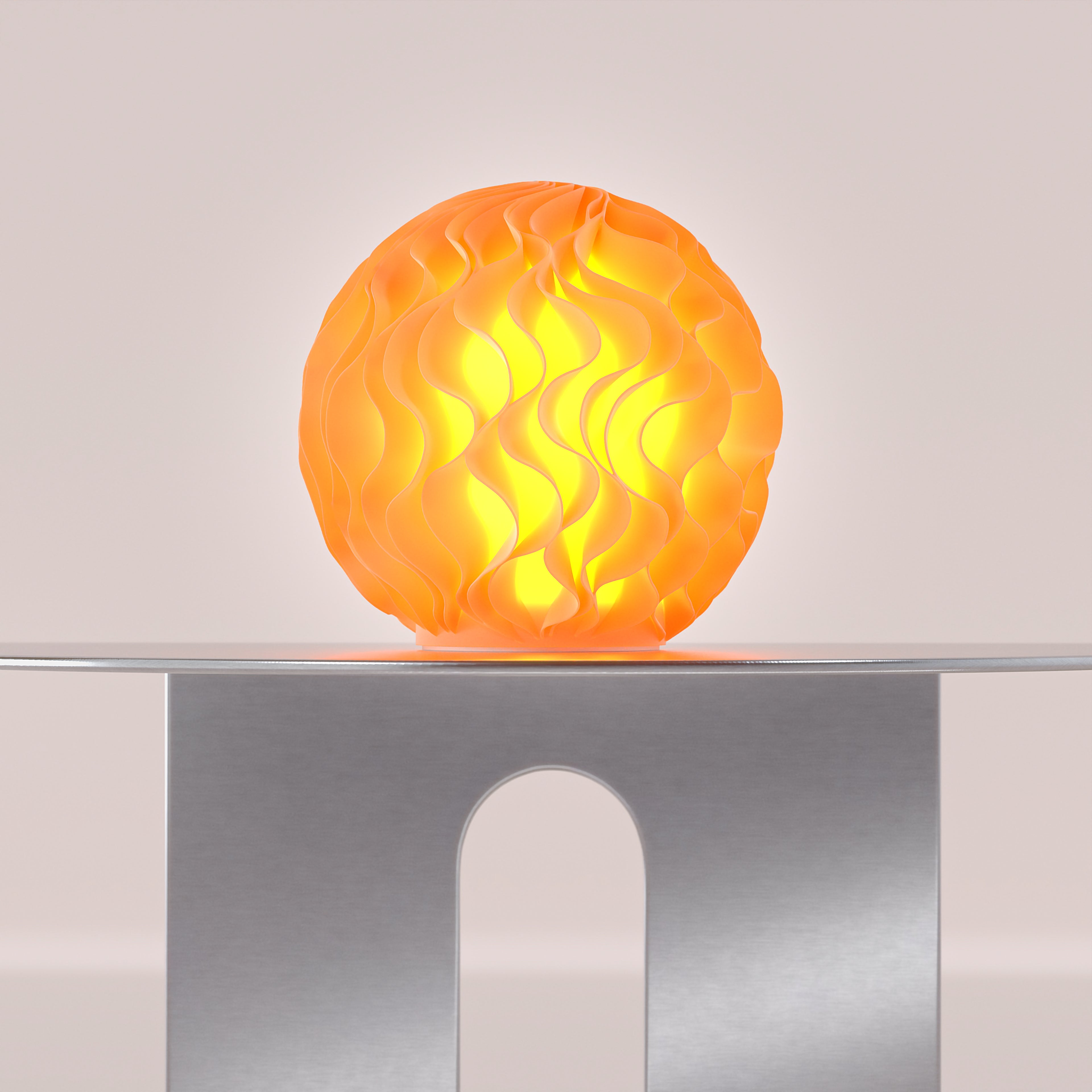 O10 Growth Sculpted Lamp