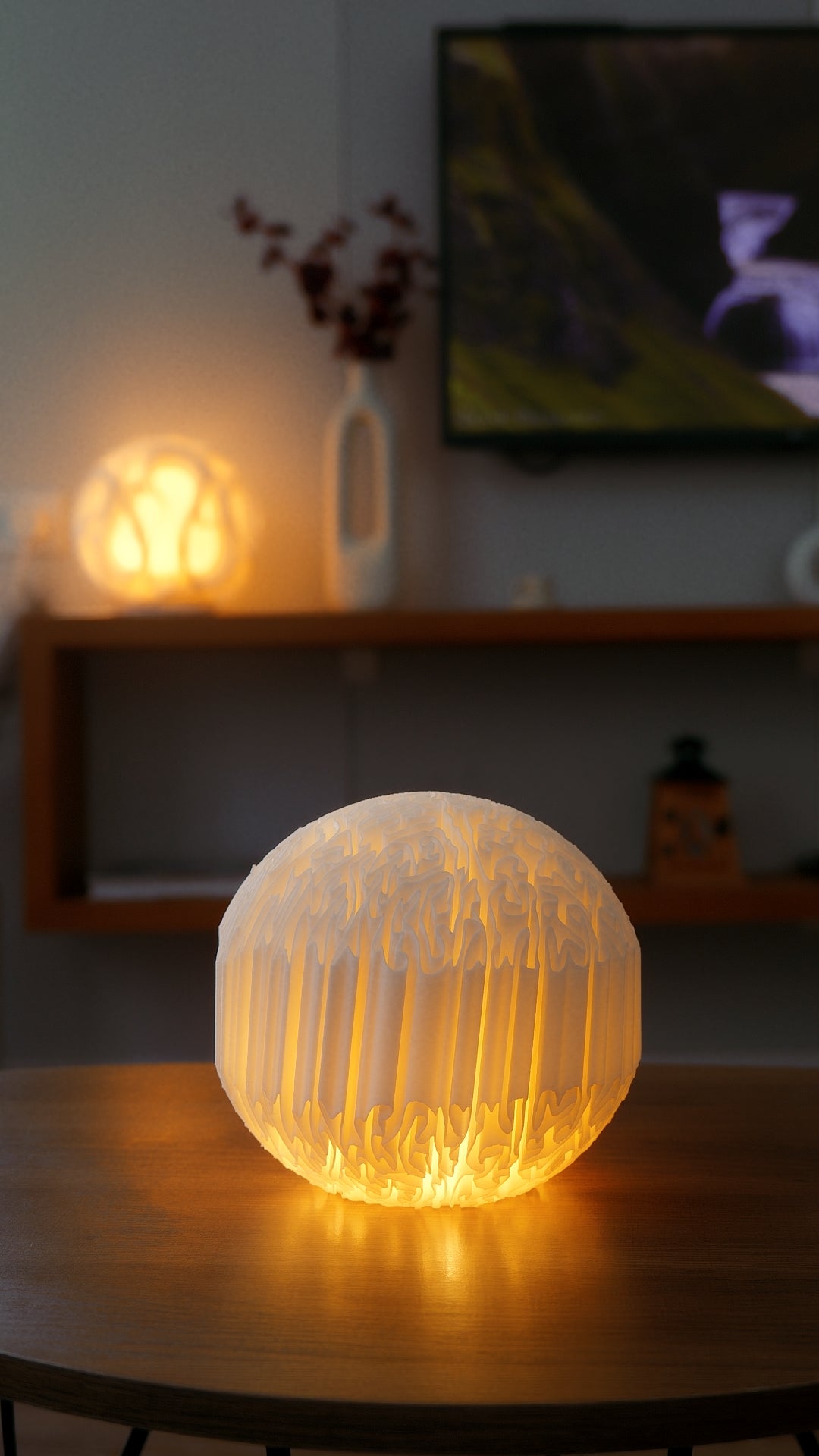 O15-s Biomorphic Mini Lamp