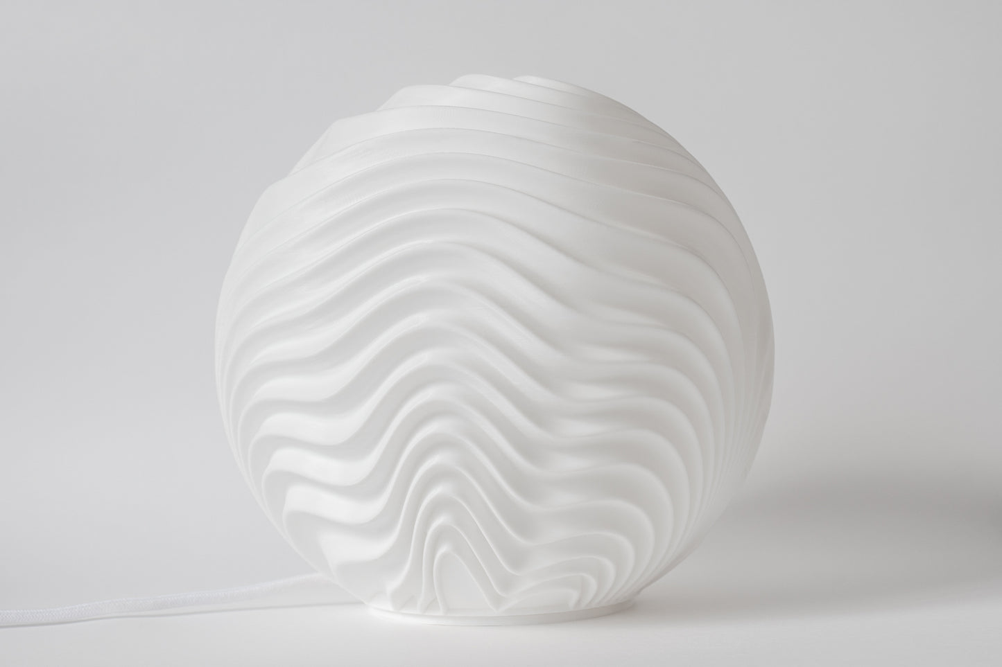 O3 Dune Sculpted Lamp