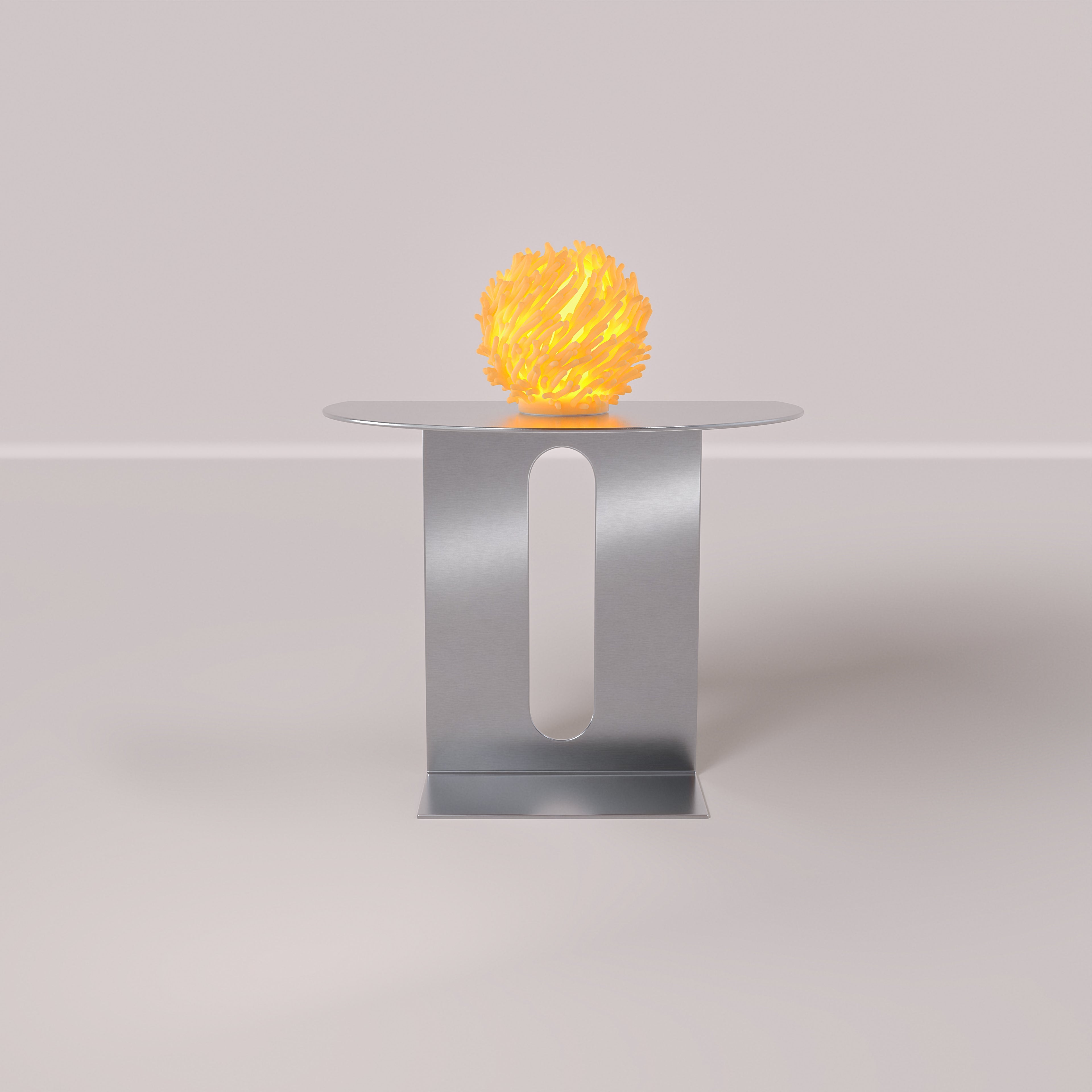 O7 Coral Sculpted Lamp